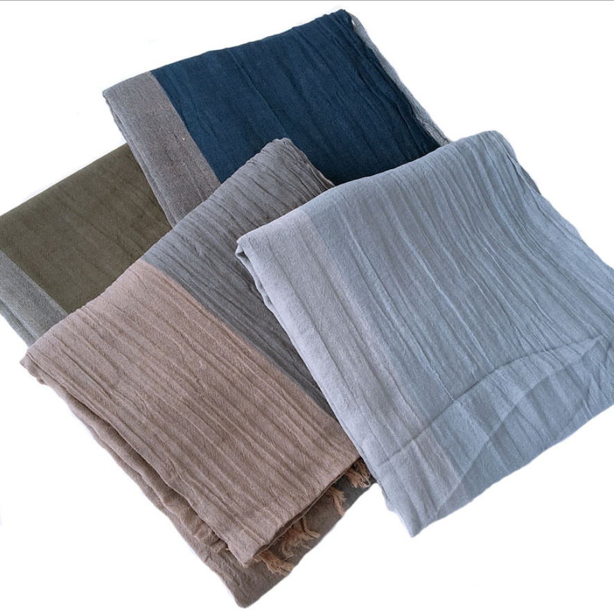 Benutzerdefinierte Casual Style Vintage Farbe 100% Baumwolle Weicher Glatter Schal Große Größe in loser Schüttung