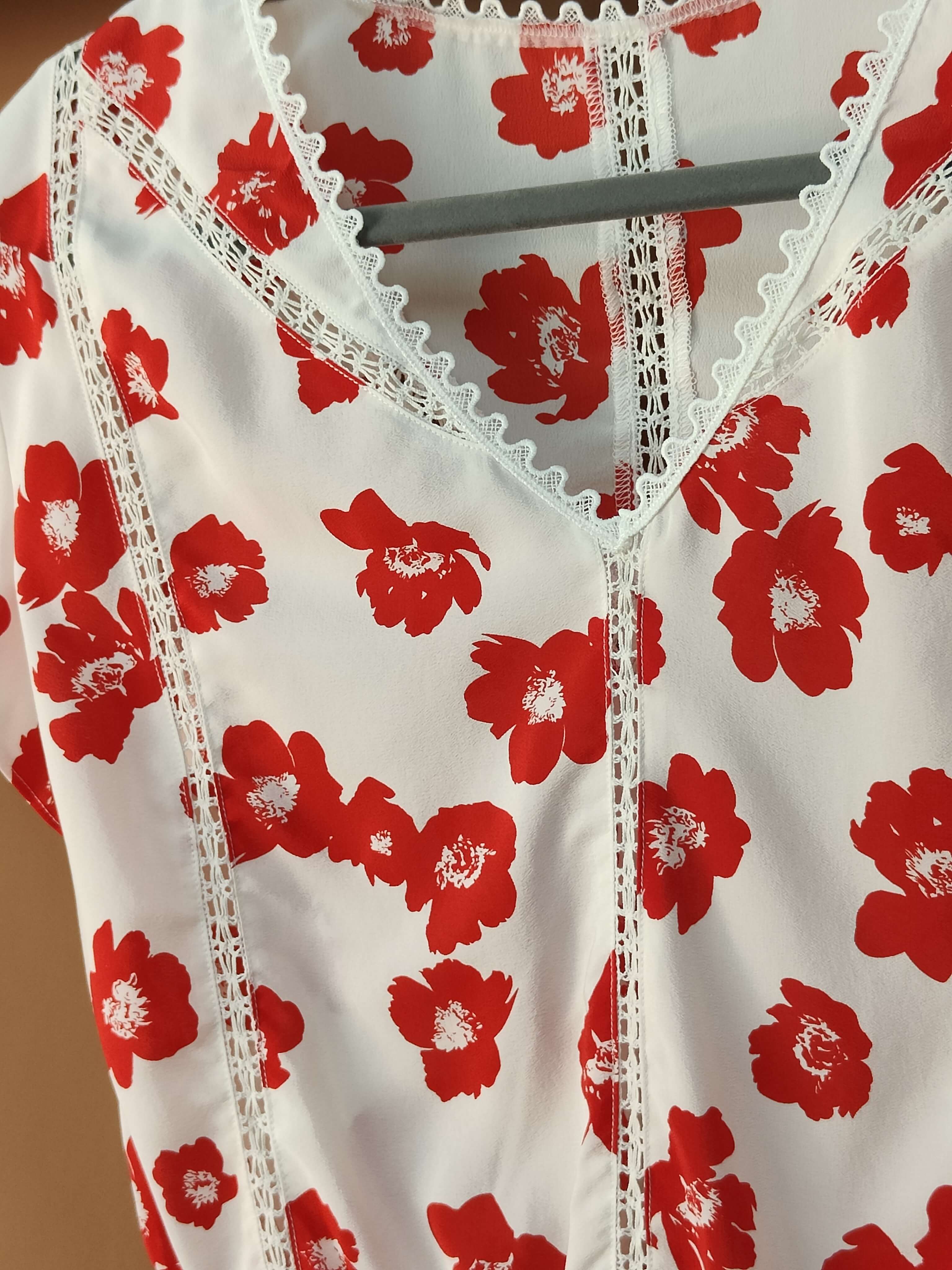Private Label Blumendruck Qualität Rot Kurzarm T-Shirt Top Bluse in loser Schüttung